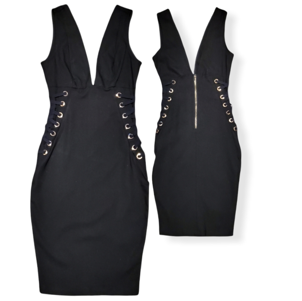 Sexy!🖤V Neck Side Laced Black Dress, Size S